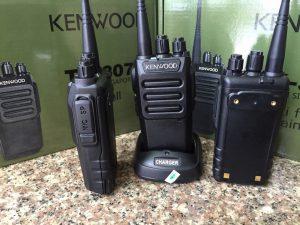 10 lưu ý khi mua máy bộ đàm cầm tay